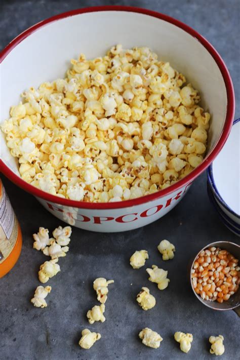 Homemade Butter Flavored Coconut Oil Popcorn - Golden Barrel