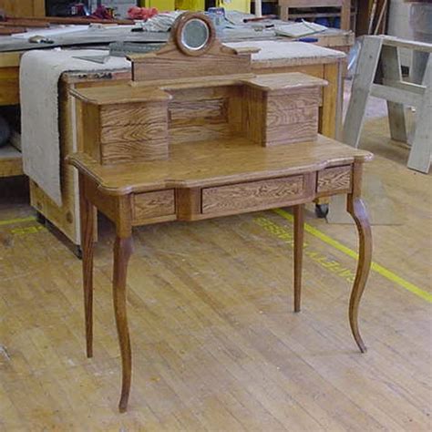 Queen Anne Leg Desk | Jackman Works