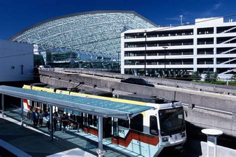 Portland Airport Parking Garage (PDX) Reservations & Reviews