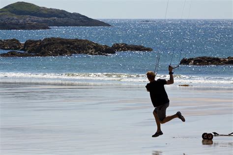 Kitesurfing on the Isle of Tiree - Independent Hostels