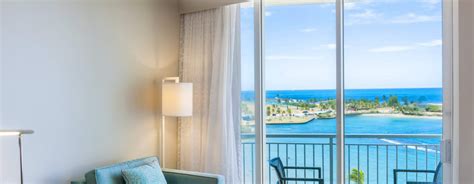 Beach Wing Ocean View 1 King Bed with Balcony - Caribe Hilton