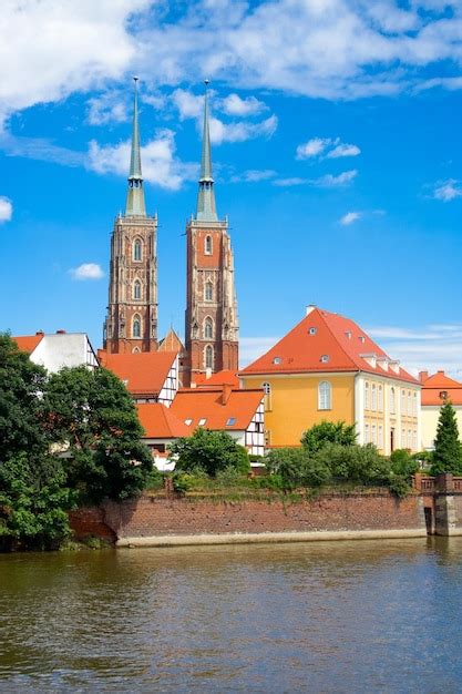 Premium Photo | Wroclaw cathedral