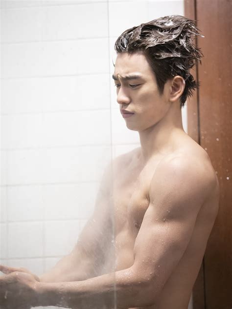 GOT7's Jinyoung Shows Off Toned Muscles In "He Is Psychometric" | Soompi