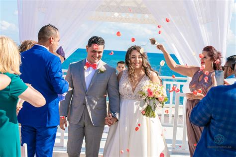 Azul Beach Resort Riviera Cancun wedding – Alessandro Banchelli Mexico wedding photographer