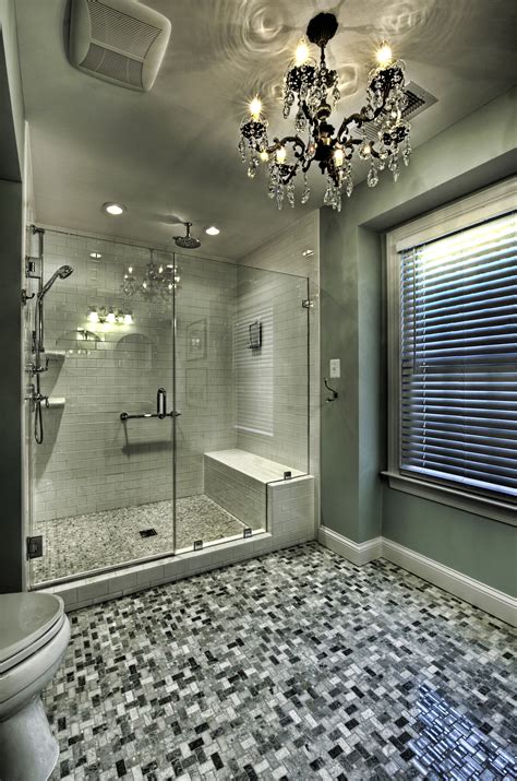 20 Beautiful Walk-In Showers That You’ll Feel Like Royalty In