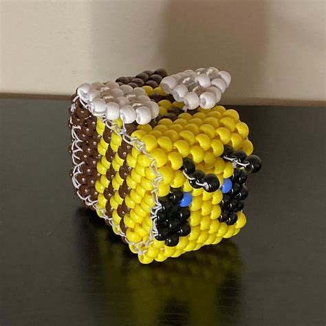 Kandi Minecraft Bee Pattern | DIY Bead Charm