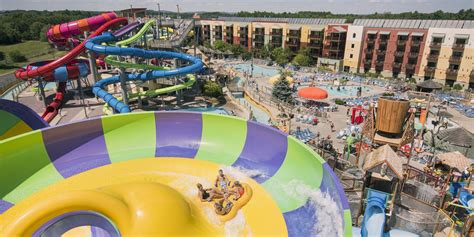 Wisconsin Dells Resorts. Enjoy Resorts in Wisconsin