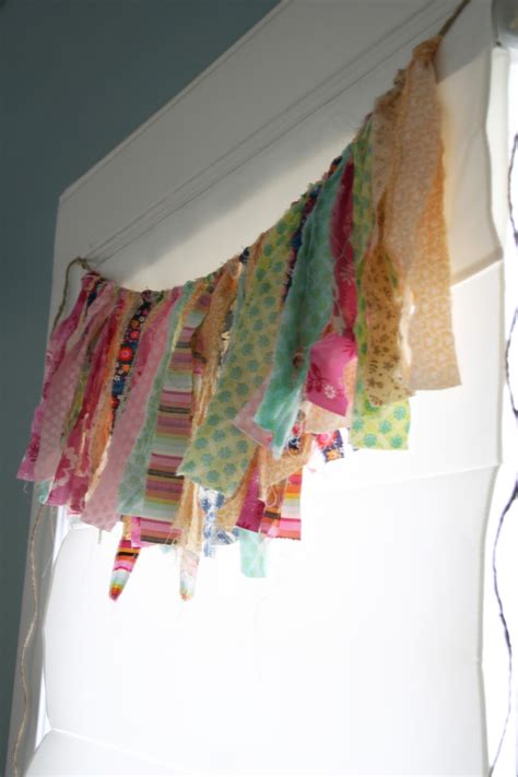 Be Different...Act Normal: 8 Great DIY Valance Ideas