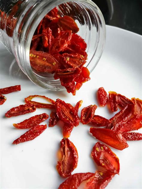 Tomato Chips – Leite's Culinaria - Tasty Made Simple