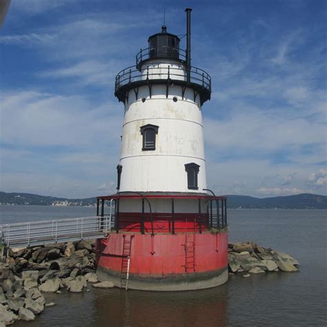 Sleepy Hollow Lighthouse | Hudson River | Pinterest