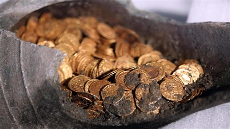 Ancient Jar of Roman Gold Coins Discovered Under Italian Theater