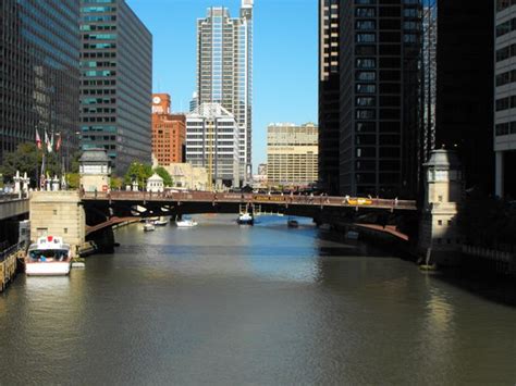 Adams Street Bridge - HistoricBridges.org