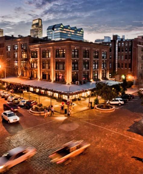 Things to Do in Omaha’s Old Market | Restaurants, Hotels & Nightlife