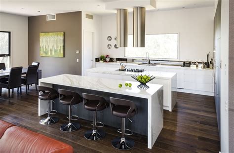 19 Irresistible Modern Kitchen Islands That Will Make You Say Wow