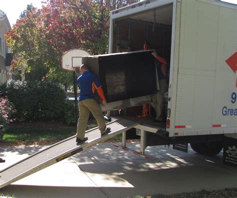 Do-It-Yourself Move: Loading A Truck Properly - Great Day Moving