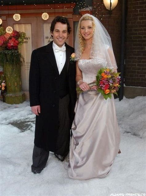 Elegant Phoebe Buffay Wedding Dress | Celebrity wedding dresses, Wedding dresses, Wedding ...