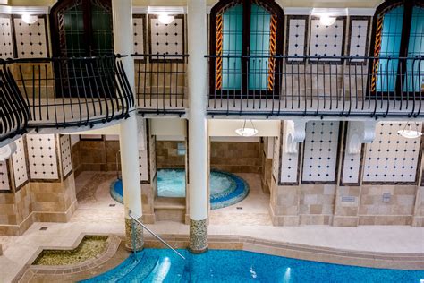 Take the plunge at the historic spa at Corinthia Hotel Budapest - English - We love Budapest