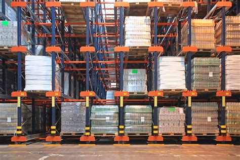 What Automated Pallet Management Can Do for Your Warehouse - iGPS ...