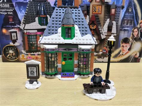 Hogsmeade Village Visit Review - Lego Harry Potter Set 75388 - Screen Hype