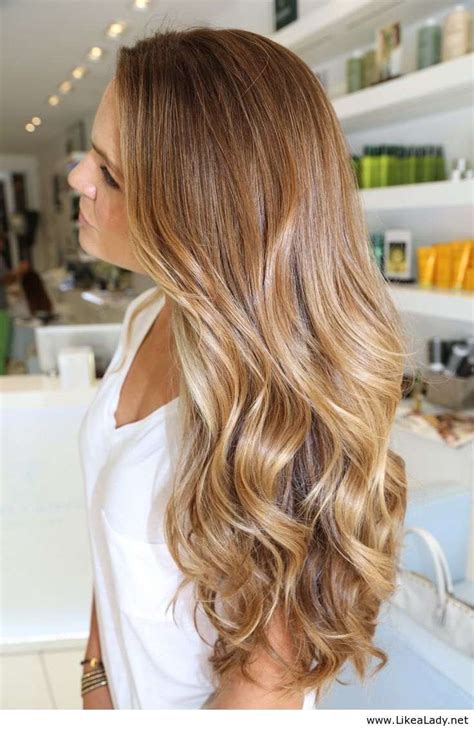 10 Warna Rambut untuk Kulit Kuning Langsat, Bisa Ombre Juga - Dailysia