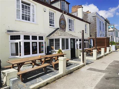 Falmouth Hotels; The Best Hotel Deals in Falmouth - LateRooms