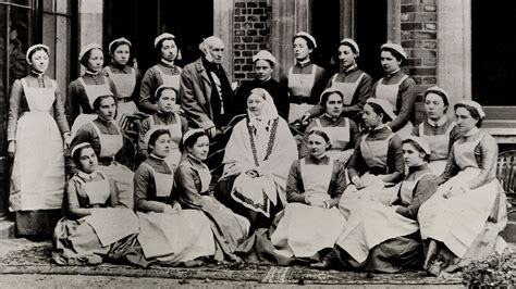 Florence Nightingale (seated in center) with Nightingale School trainees