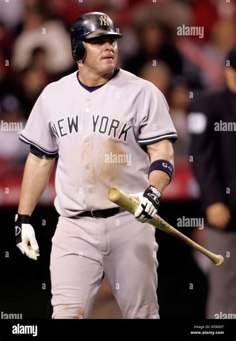 New York Yankees Jason Giambi walks back to the dugout after striking Stock Photo: 164333043 - Alamy