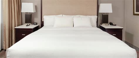 Hotels in Dayton OH - DoubleTree Suites by Hilton Dayton