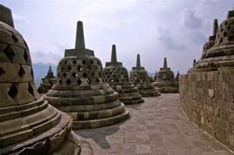 10 Facts about Borobudur - Fact File