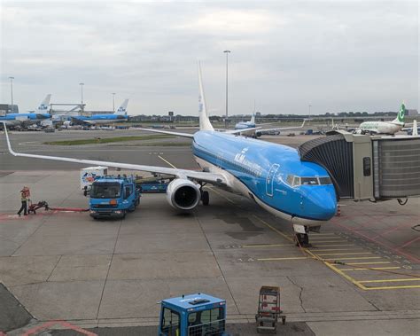 Review of KLM flight from Amsterdam to Barcelona in Economy