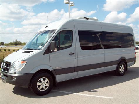 Mercedes Benz Sprinter 12 Passenger Photo Gallery #9/9