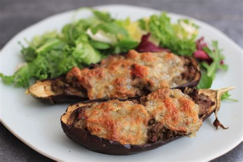 Recette Aubergines farcies à la viande hachée - 750g.com | Recipe ...