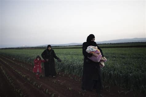 The Heaviest Price: 10 Years of Conflict in Syria | UNICEF Canada: For ...