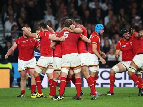 Wales late comeback stuns England | PlanetRugby : PlanetRugby