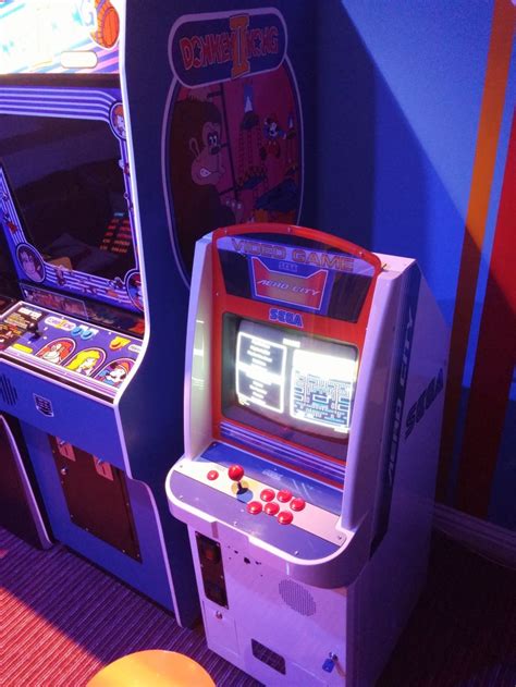 Sega MAME arcade cabinet Donkey Kong Driftwood Projects, Arcade Cabinet ...