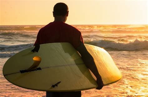 Ocean Tides in Emerald Isle for Fishing, Surfing & Boating