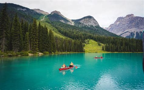 Emerald Lake in Yoho: Your Ultimate Guide (2023)