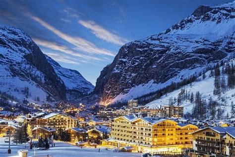 Grenoble Airport to Val d'Isere | Transfers From £47pp