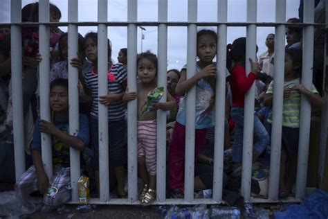 Trump administration relaxes requirements to sponsor migrant children