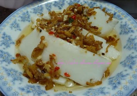 ch3rri-blossoms: Steamed Rice Cake with Dried Scallops (Banh Duc Man ...