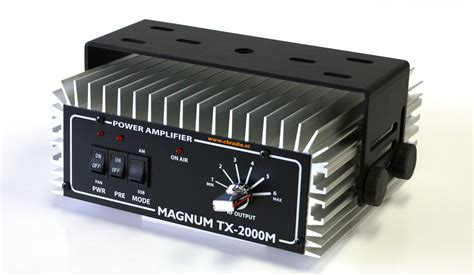 www.cbradio.nl: Pictures and Specifications of the Magnum Linear Amplifiers