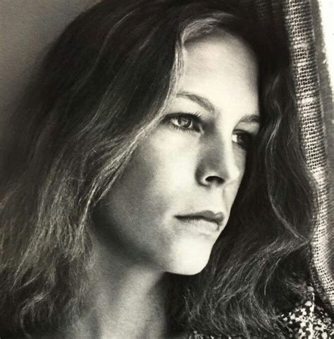 Jamie Lee Curtis as Laurie Strode | Jamie lee, Michael myers halloween, Jamie lee curtis