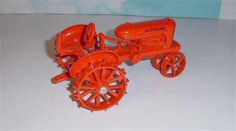 Allis-Chalmers WC on steel wheels - farmmodeldatabase.com