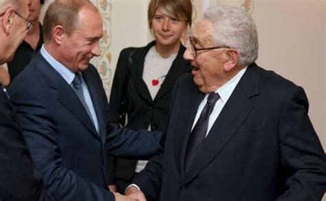 'Fact Checkers' Furious After Henry Kissinger Says Ukraine Should Cede ...