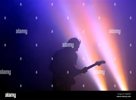 Los planetas band hi-res stock photography and images - Alamy