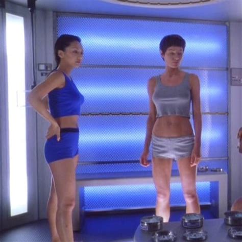 Redskirts and Green Ladies — ENT: “A Night in Sickbay”: T'Pol is ...