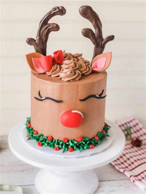 Christmas Reindeer Cake Tutorial To Help You Sleigh the Holidays - XO ...