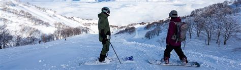 Top Niigata Resorts & Places for Snowboarding and Snow Skiing in Japan