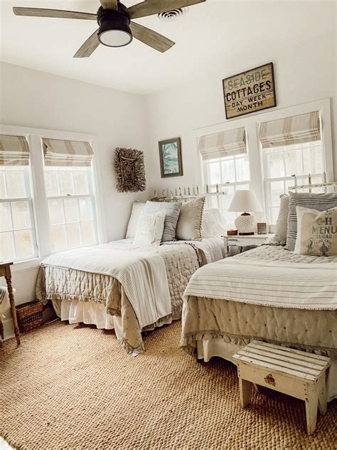 A Coastal Cozy White Cottage | Cozy white cottage, Home bedroom, Beach ...