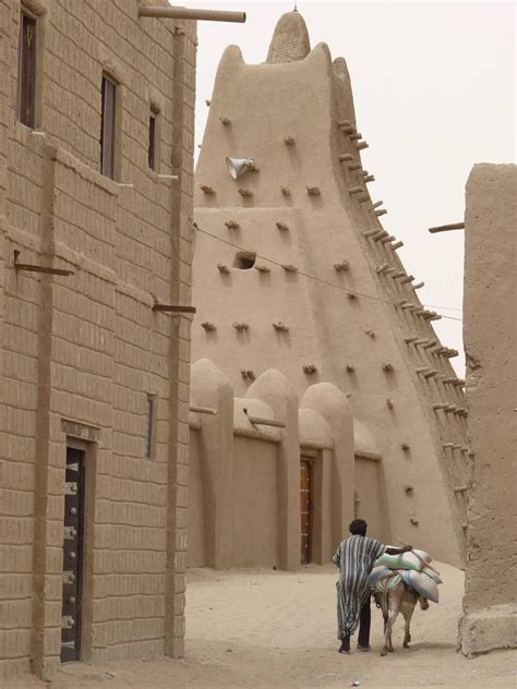 Timbuktu, Mali : r/ArchitecturalRevival